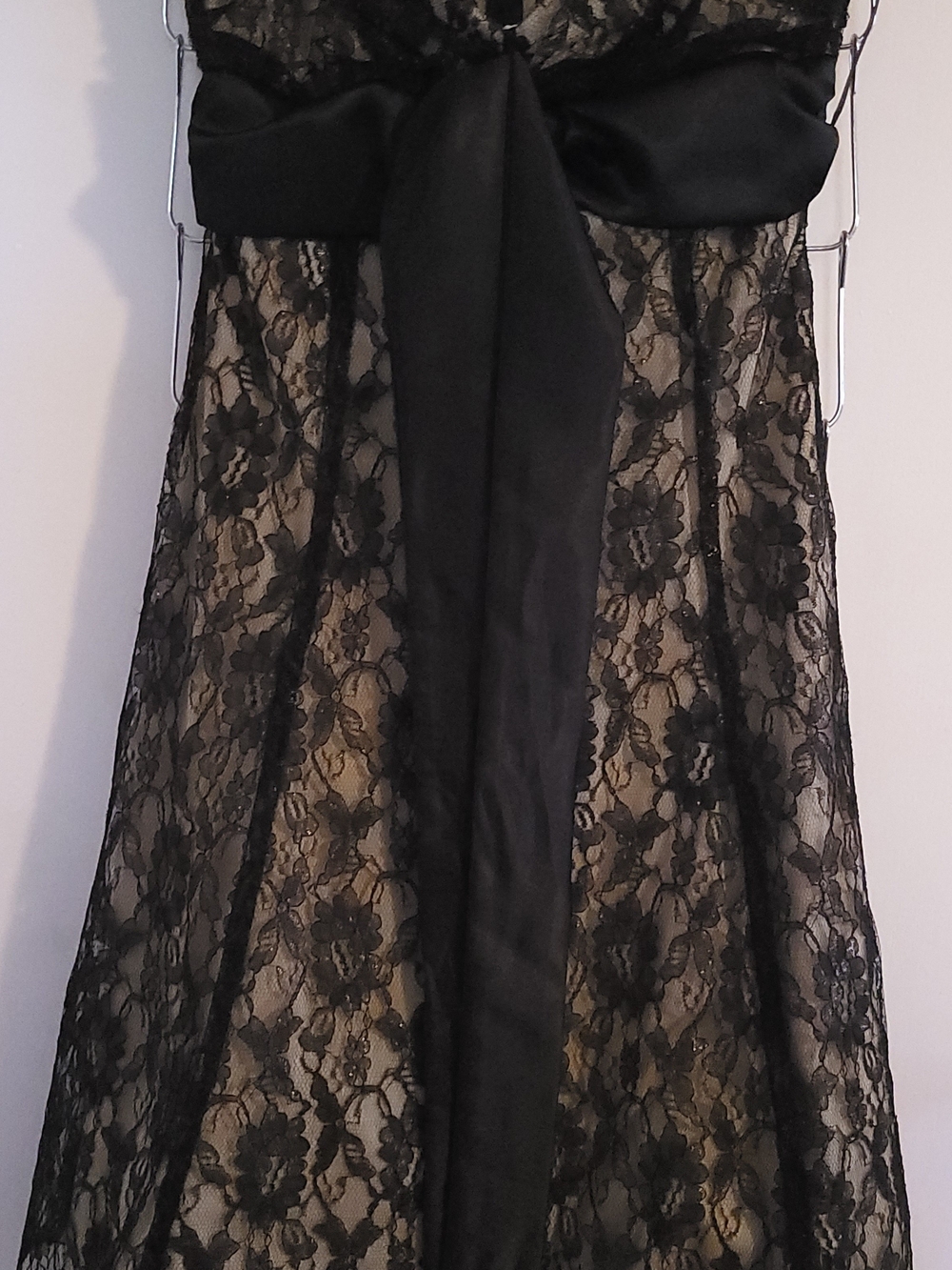 Intrigue Strapless Mini Flare Black Lace Lined Dress Cocktail Semi-Formal Sz 4